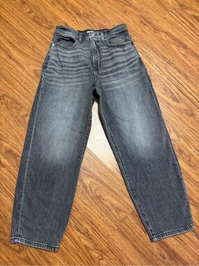 Evereve black & gray vintage wash women’s relaxed wide leg high rise jeans